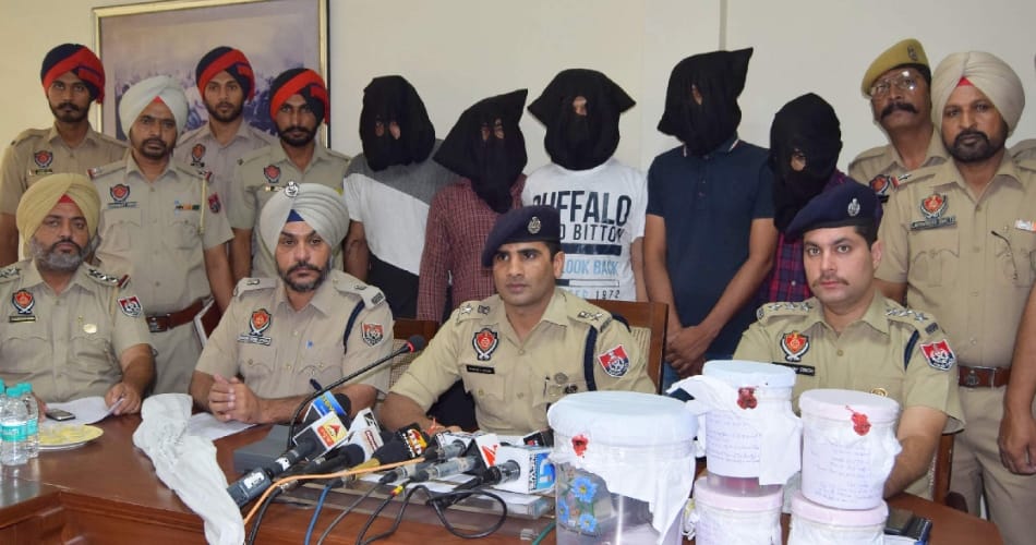 Mohali gunman loot, mohali crime, Punjab news