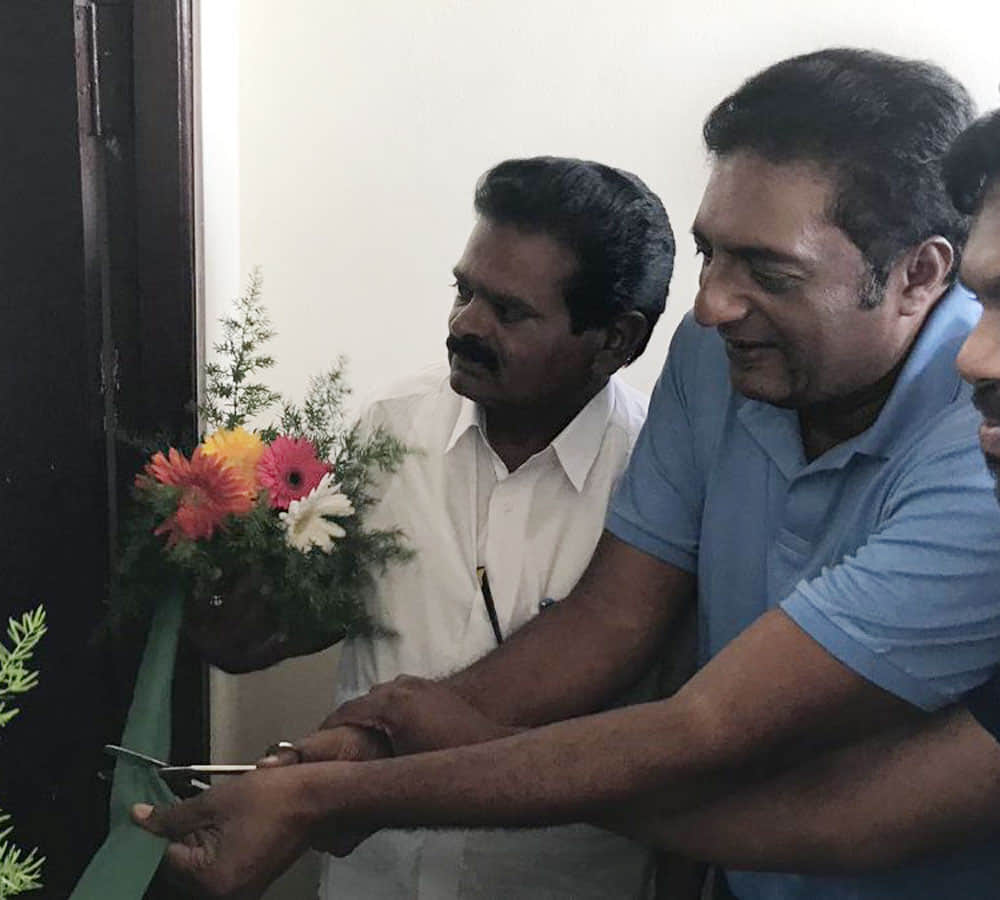 Famous Bollywood villain Prakash Raj gives house as Eid gift to poor family in telangana