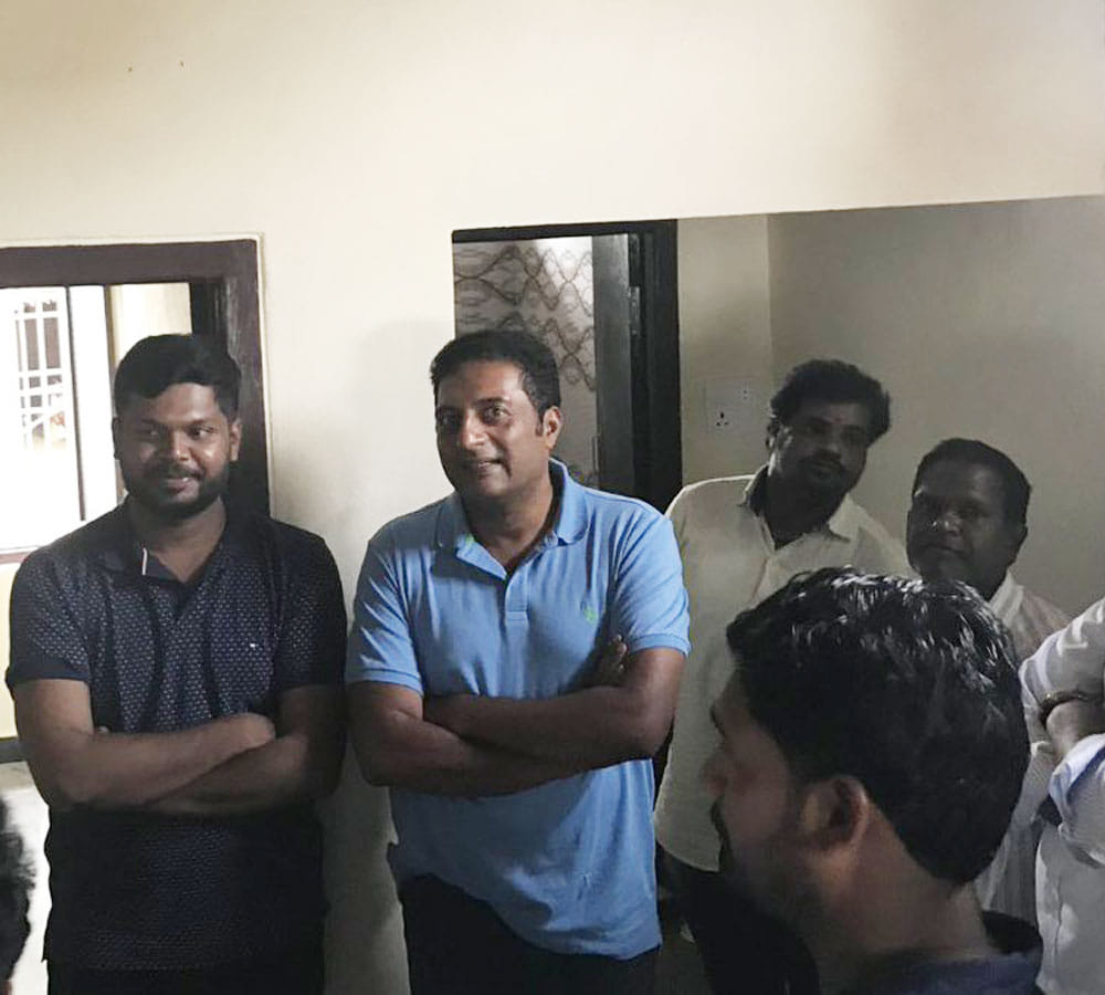 Famous Bollywood villain Prakash Raj gives house as Eid gift to poor family in telangana
