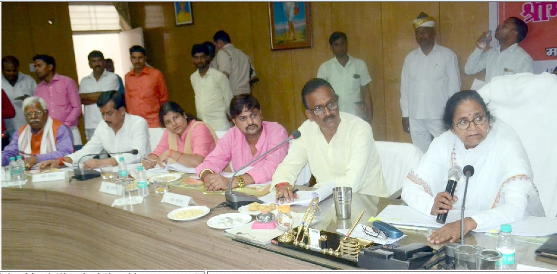 Gumna Health Minister