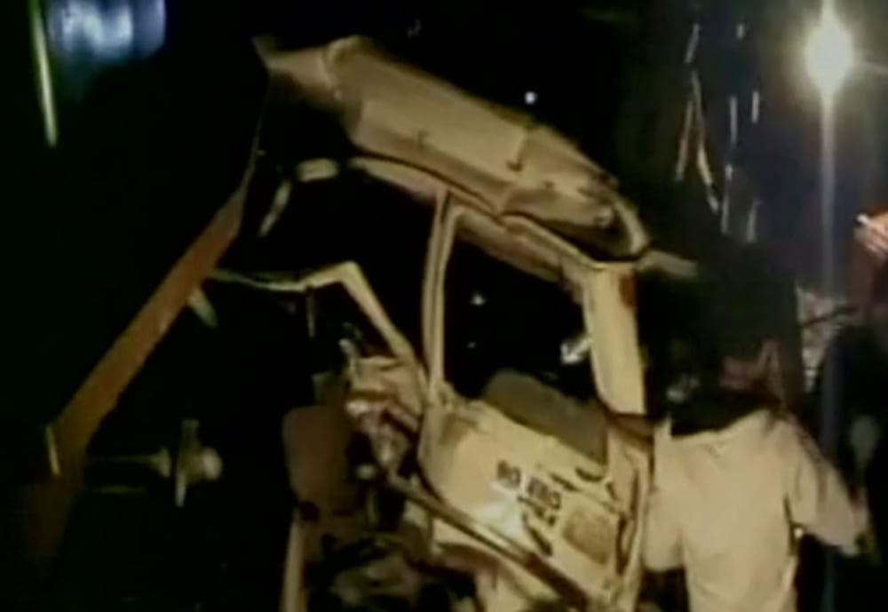 Accident in Sonbhadra: Uncontrolled car falls into ditch Hindalco Vice President only son dies