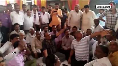 BUSINESSMAN PROTEST AGAINST GST IN AGRA