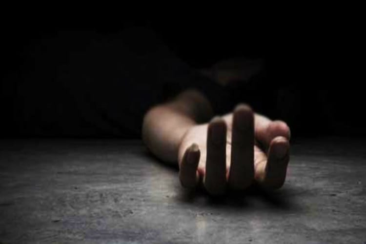 five years girl dead body found in gutter in lucknow