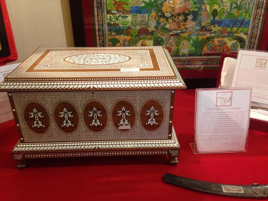 pm modi presented hand crafted make up box to donald trump couple