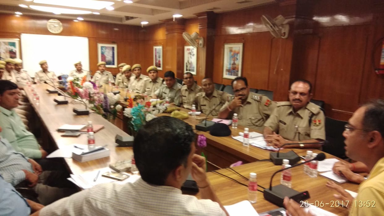 Police will monitor shoppers if they do not have dustbin, constitute eight teams