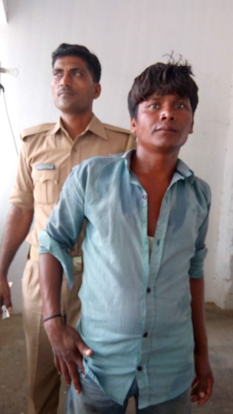 पेट्रोल पंप पर लूटपाट करने वाला धरा