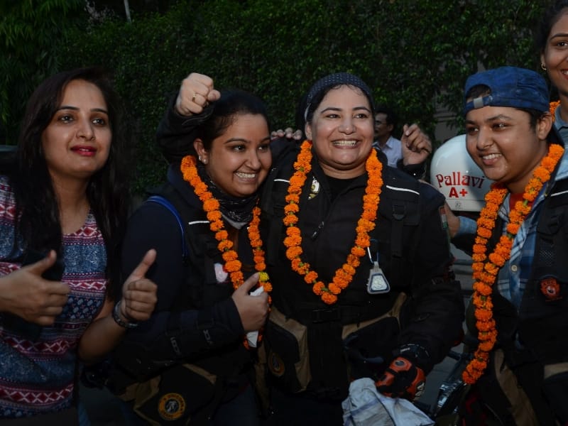 cabinet minister reeta bahuguna joshi honours lady bikers.