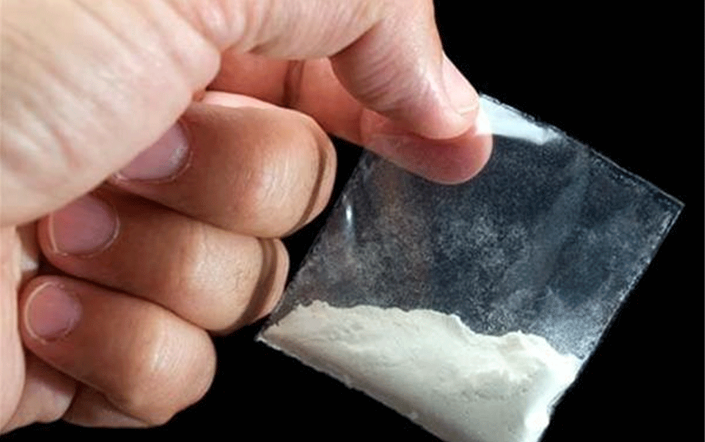 police seized smack drug from two student at hamirpur