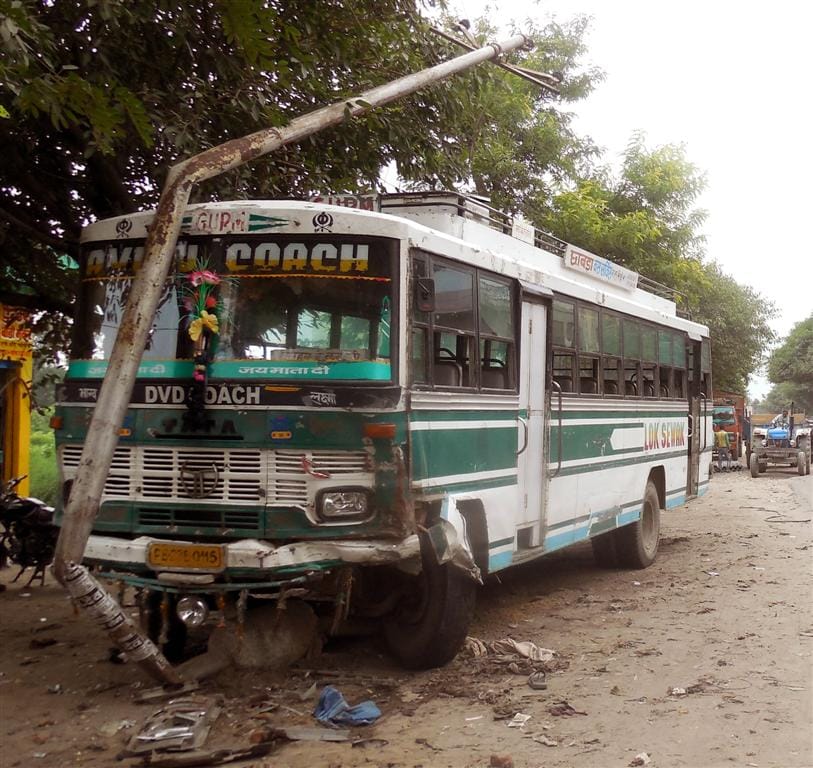 Bus Hits two cars of Grooms Side, three died