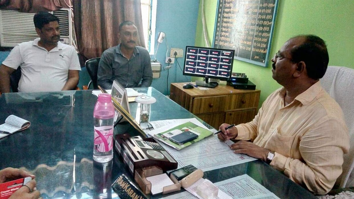 फर्जी बीएड डिग्री से जुड़े शिक्षकों का वेतन लगाने में लेखाधिकारी ने जताई असमर्थता