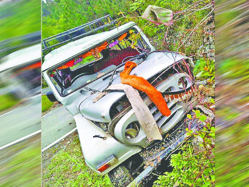 road accident due to break fail in karnaprayag