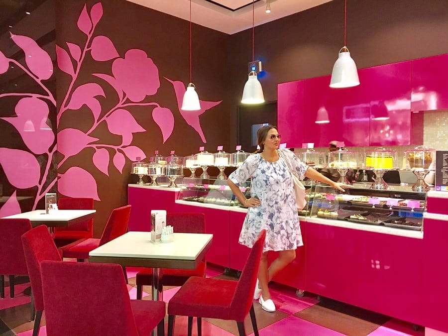 pregnant esha deol craving for chocolate cup cake hema malini and dharmendra excited for baby
