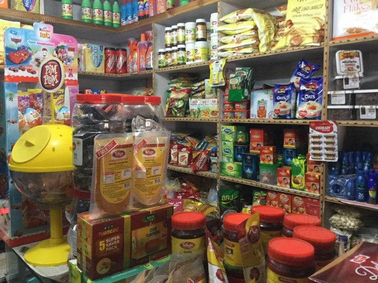 kirana shopowners can't sell goods without bill, evading tax will be difficult in gst