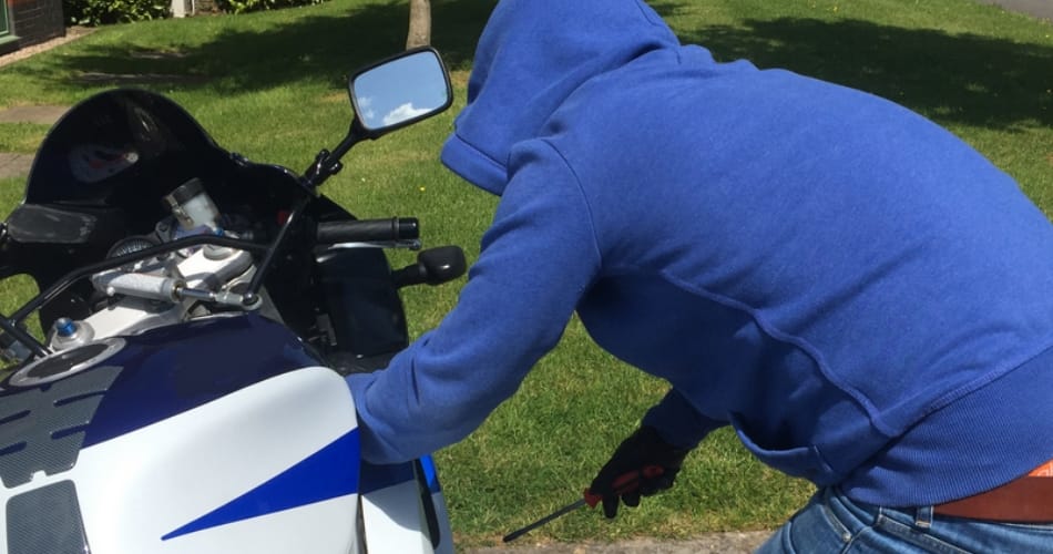 mohali boy find out bike thiever by using unique technique