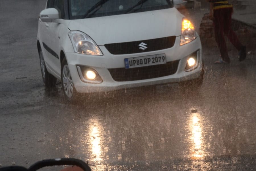 water-lodging in mainpuri and kasganj after heavy rain 