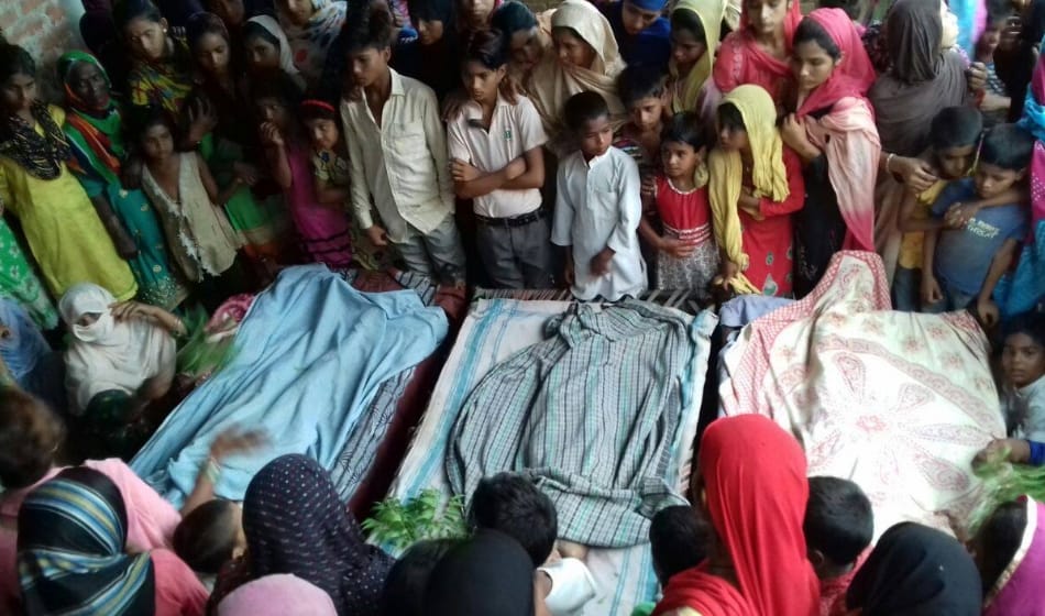 house collapse due to rain in bulandshahr and family of 4 died in it