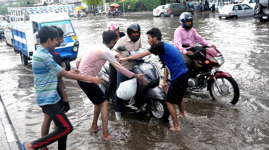 first rain in jaipur opens administrative preparations before monsoon arrives in city