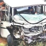 शेरकोट में दुर्घटना के बाद क्षतिग्रस्त बोलेरो।