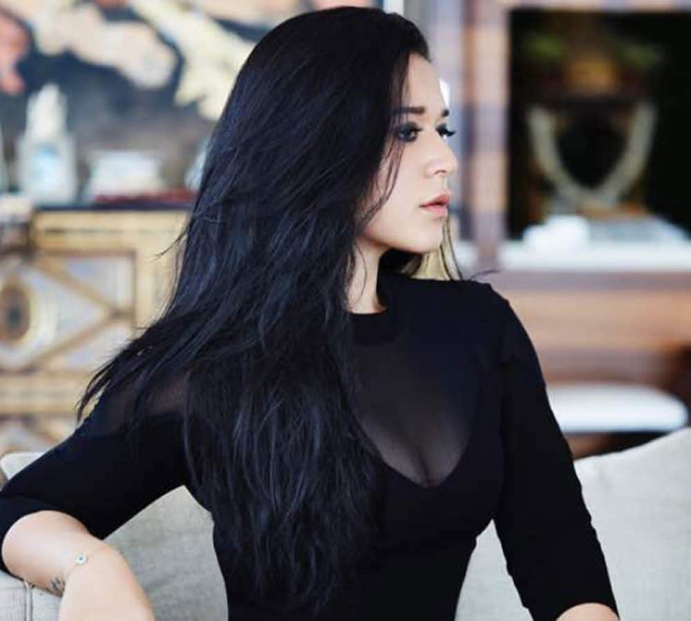 is Tiger Shroff Sister Krishna Shroff Had Breakup With Boyfriend Eban Hyams Deleted His Photos From Instagram