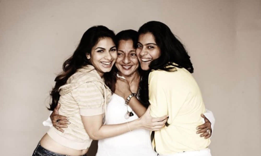  Tanishaa Mukerji share a great picture with her sister Kajol and mother Tanuja Mukerji