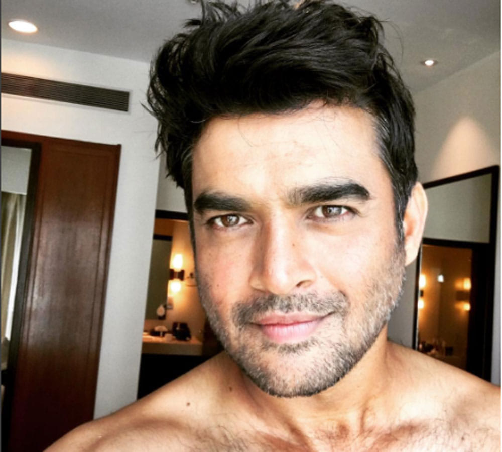 r madhavan share selfie after shower girls went crazy on his pic