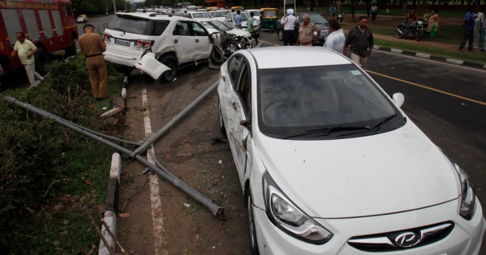Accident in chandigarh, one death, many injured