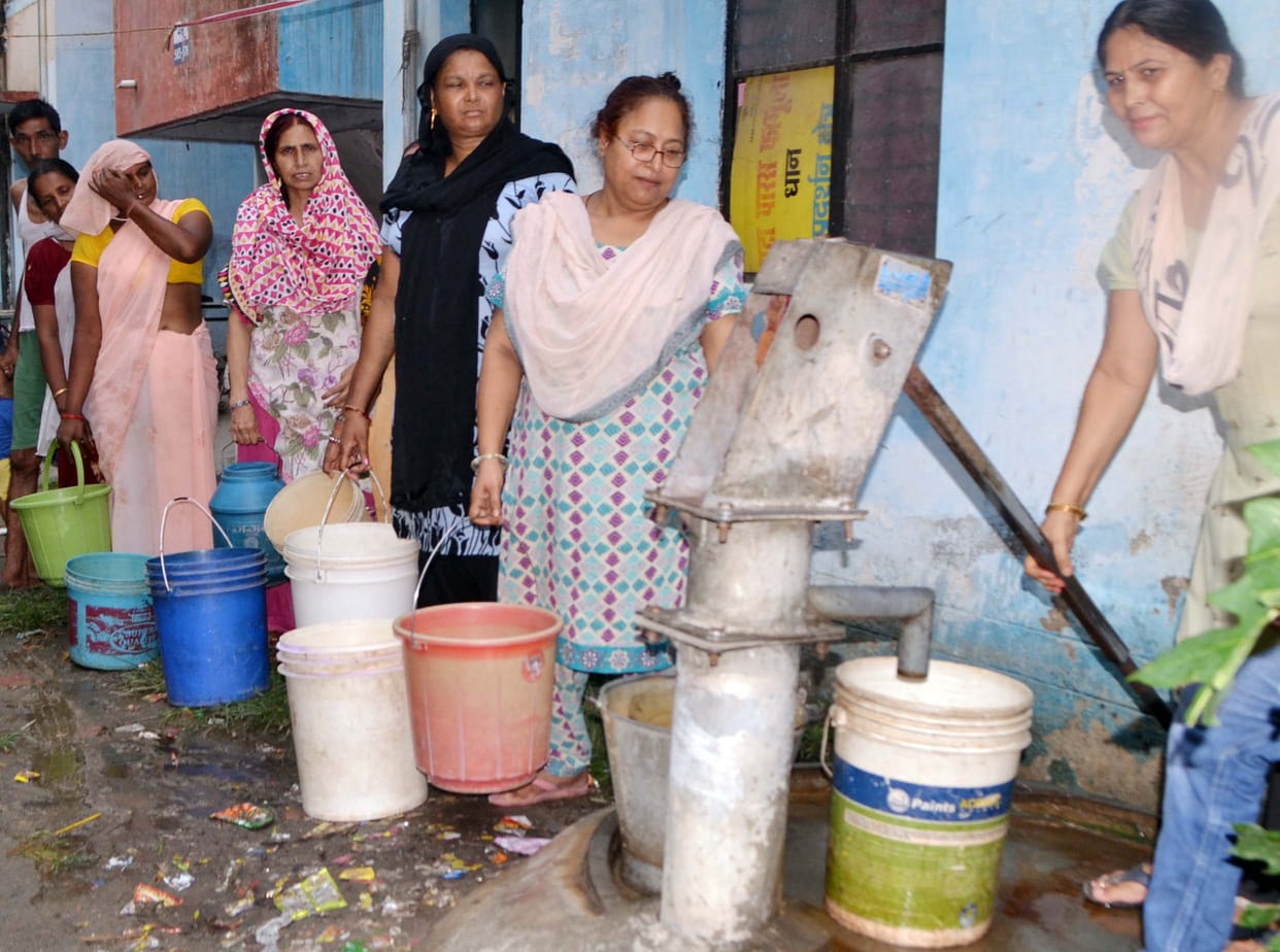 Kashiram colony with longing for water for five days