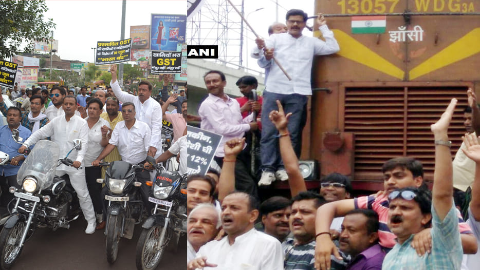 traders stop train in protest against gst in Kanpur