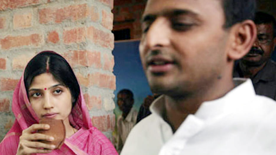 akhilesh do not like to keep wallet
