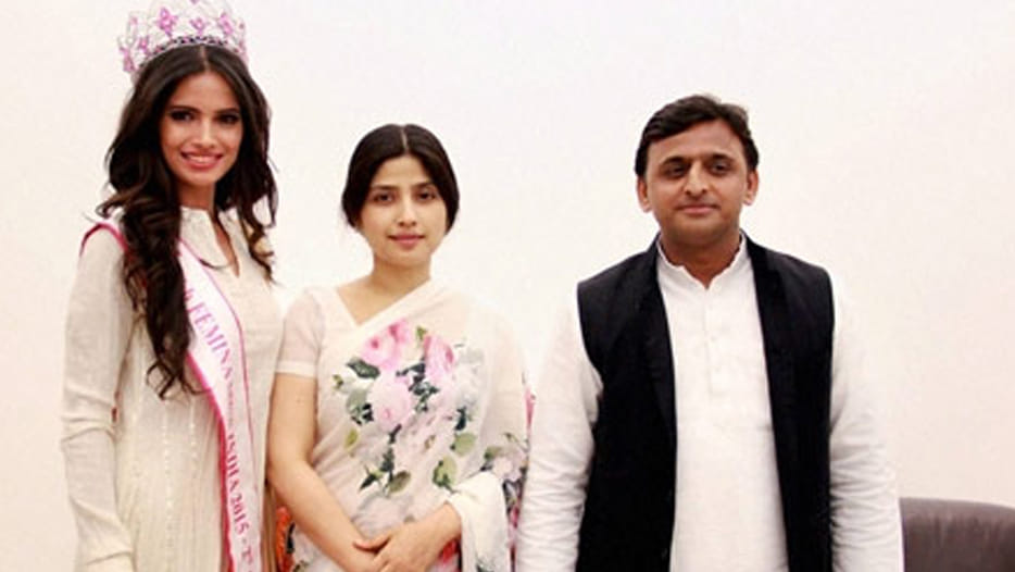 akhilesh do not like to keep wallet