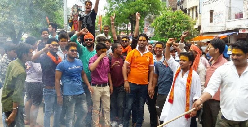आजम पर चले देशद्रोह का मुकदमा