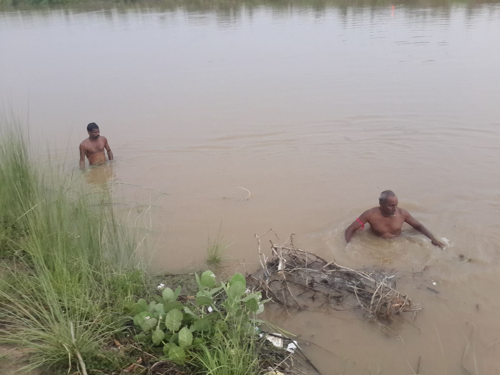 Three students drowned in Indira Dam in Lucknow.