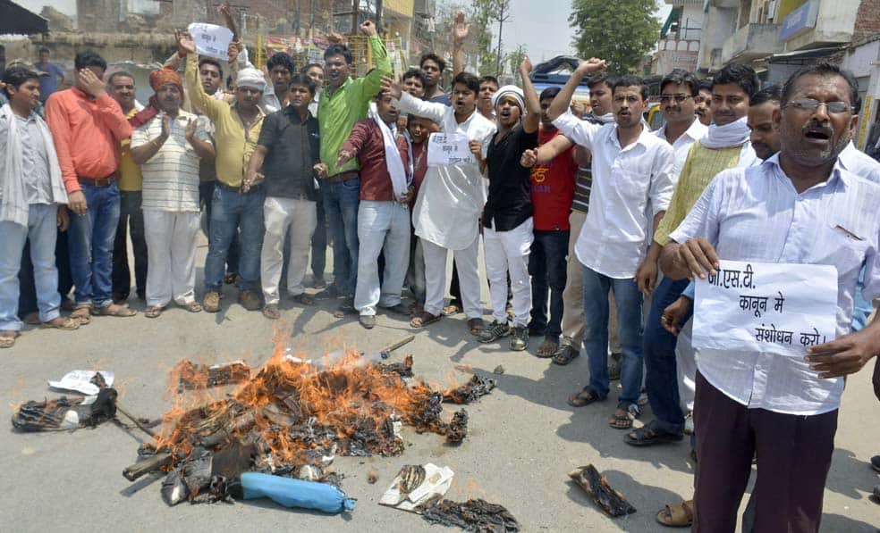 gst protest in varanasi effect buisness of 600 crore