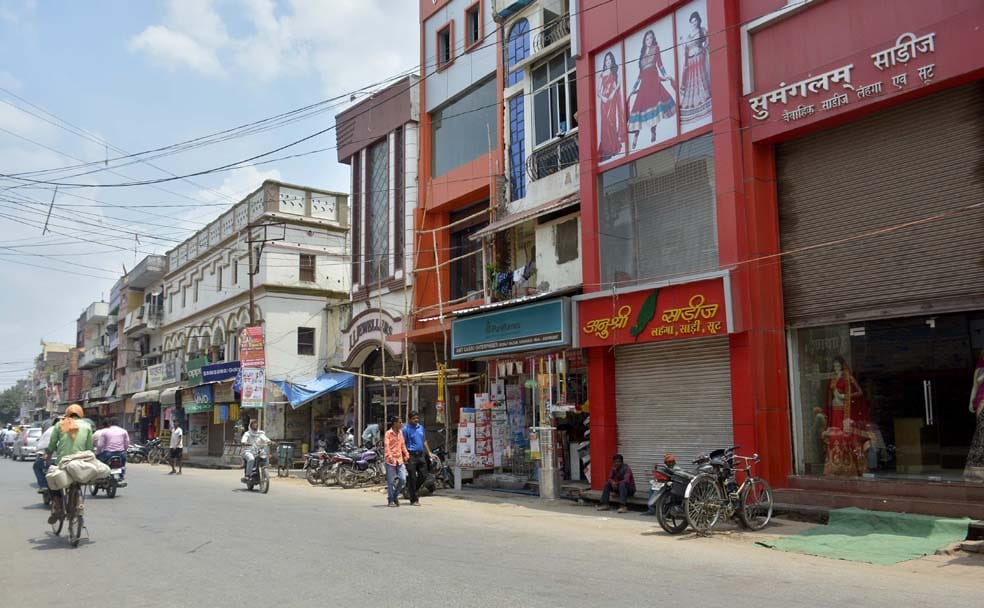 gst protest in varanasi effect buisness of 600 crore