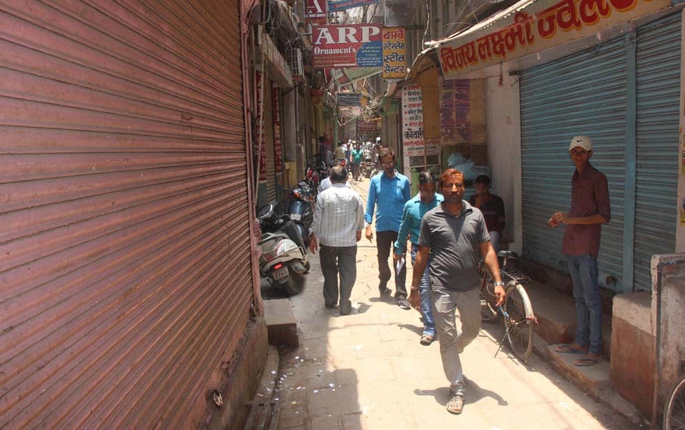 gst protest in varanasi effect buisness of 600 crore