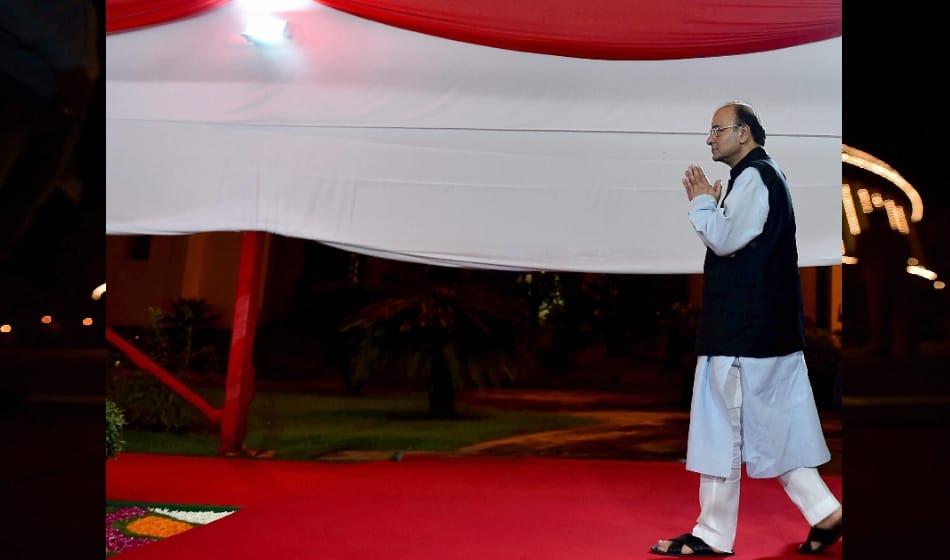 unseen photos of parliament during gst rollout in midnight, some mp busy in selfi and some in chats