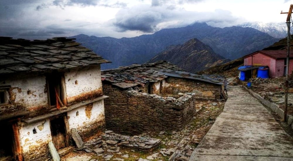 Palayan Aayog Report Released 16207 people of Uttarakhand left village permanently
