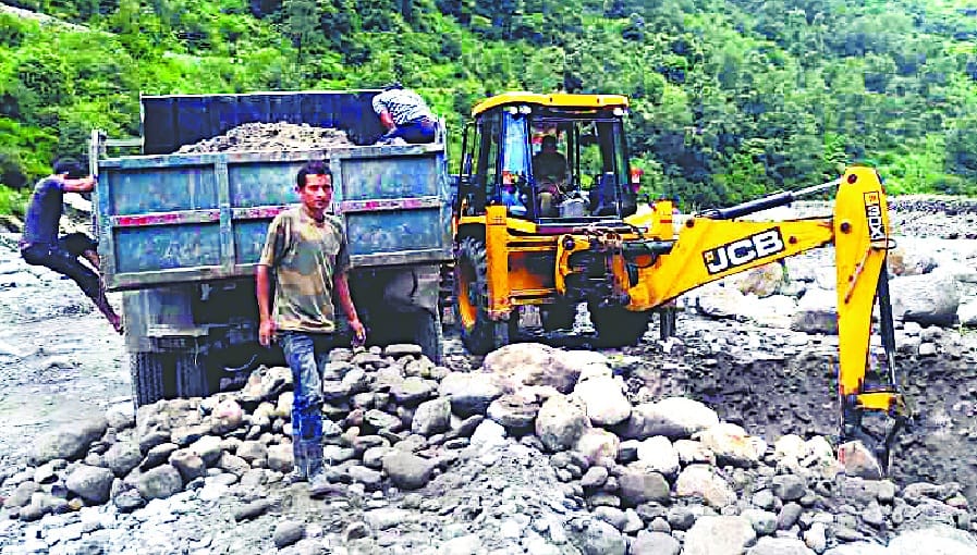 Opening Mining from Gori River