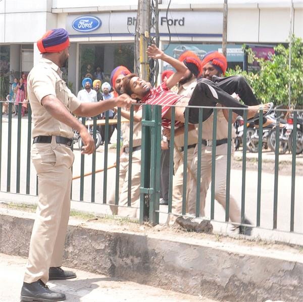 public police clash at patiala after boy death