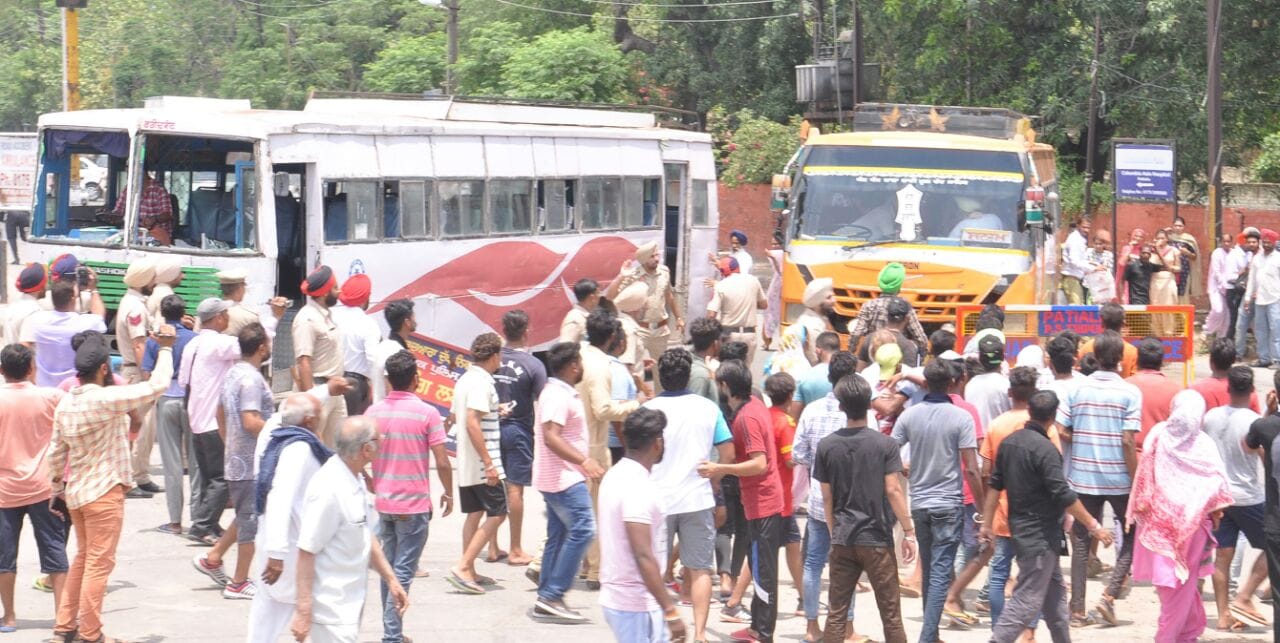 public police clash at patiala after boy death