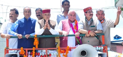 Himachal bjp parivartan rath yatra argument between ex mla and kisan neta