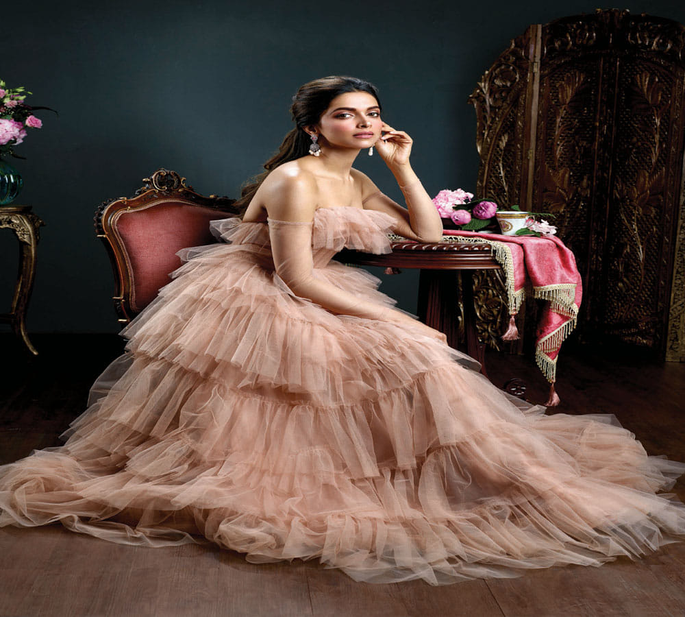 Deepika padukone sizzles in her latest photoshoot, pictures gone viral