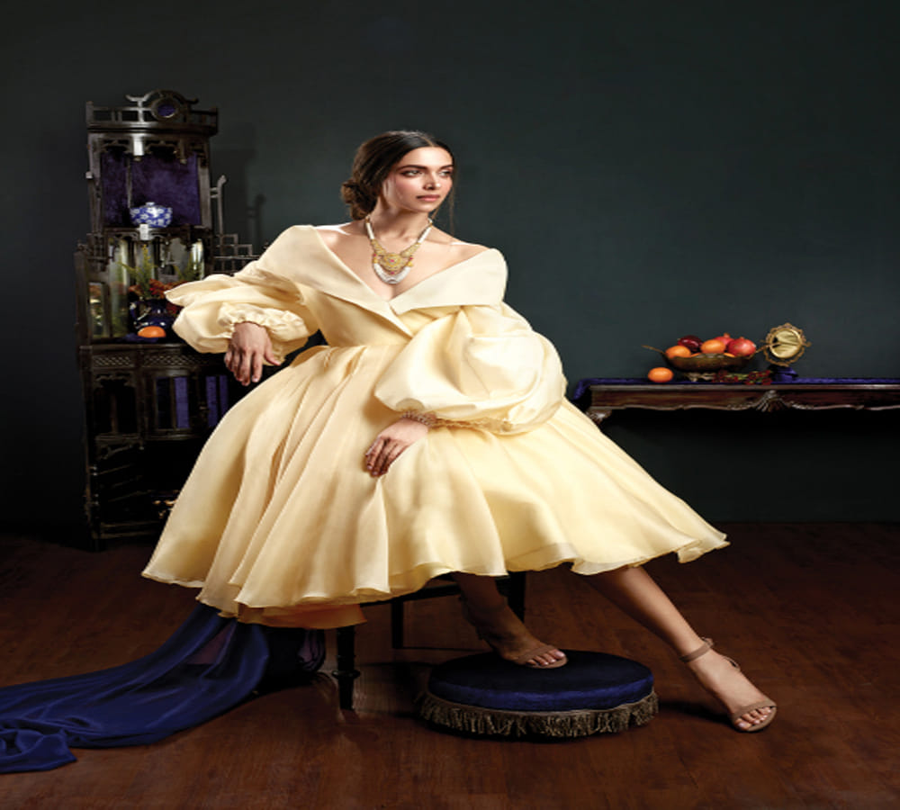 Deepika padukone sizzles in her latest photoshoot, pictures gone viral