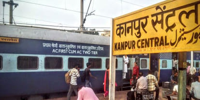rpf beaten coach attendent of magadha express