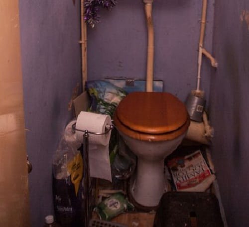 Depressed women did not clean her house since 7 years