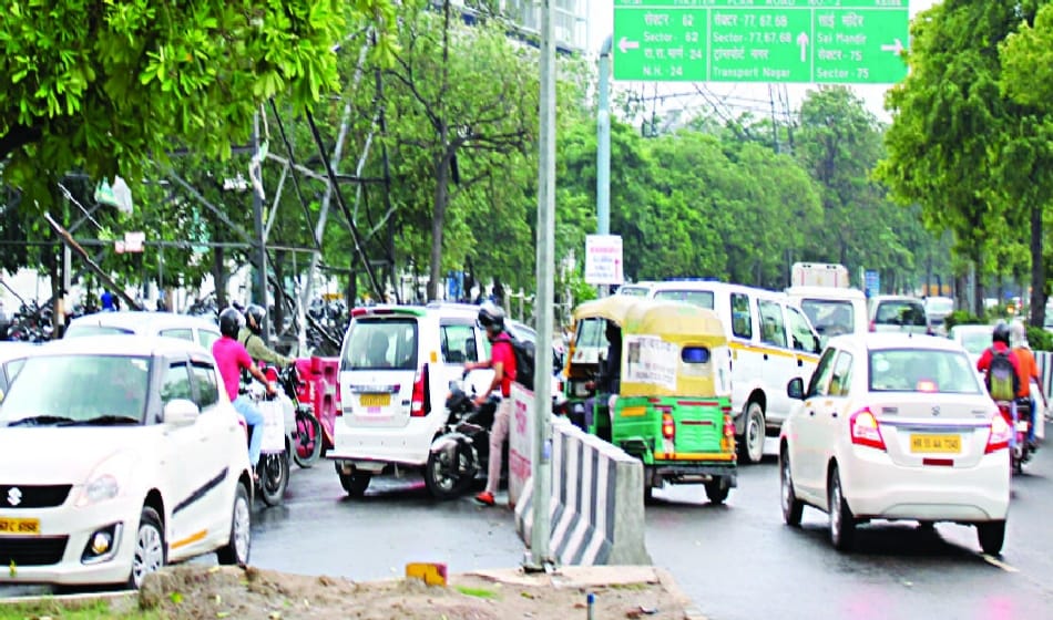 noida elevated road will be under survilance on htms system