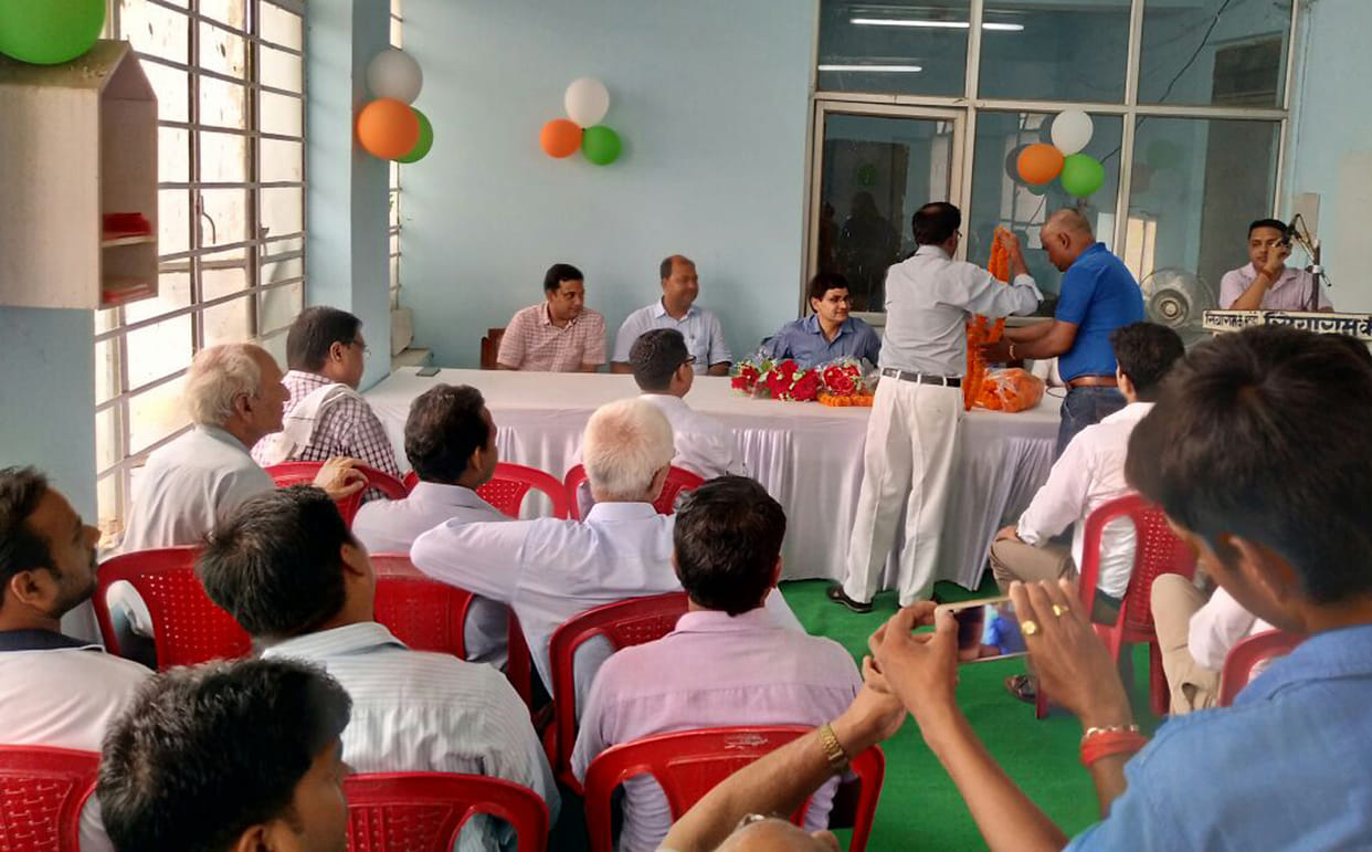 वाणिज्य कर विभाग कार्यालय से लाइव रिपोर्ट