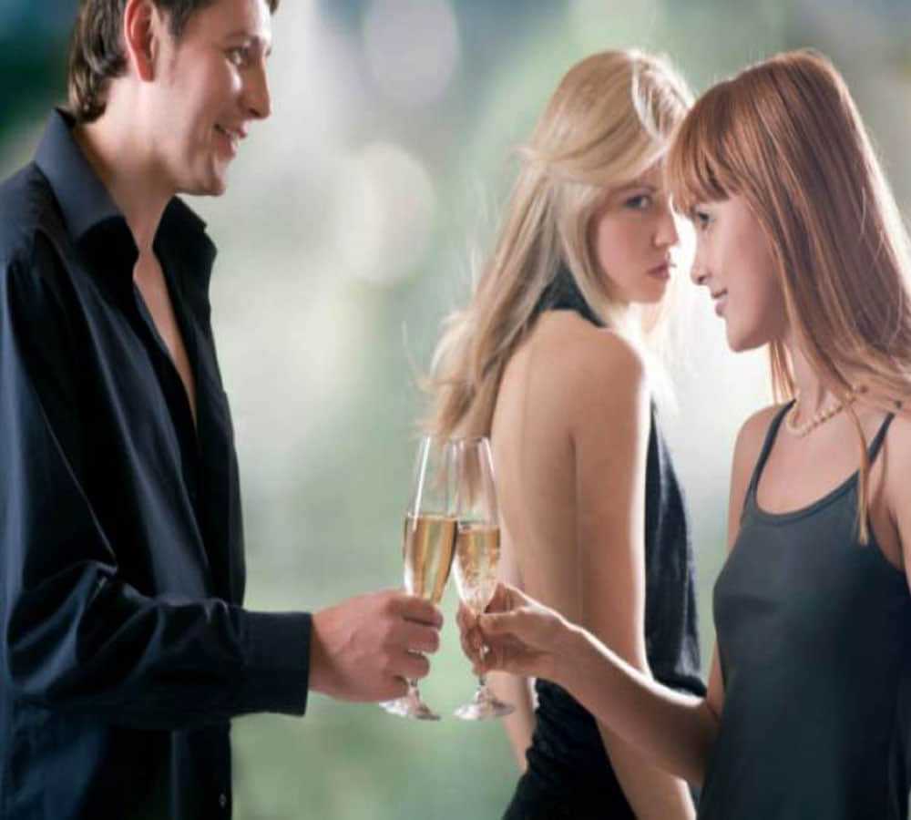 You Need to break these wedding rules to have romantic life forever