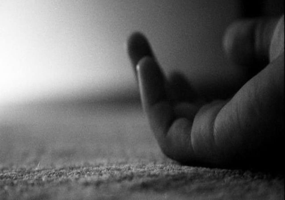 man tried to commit suicide during protest against liquor