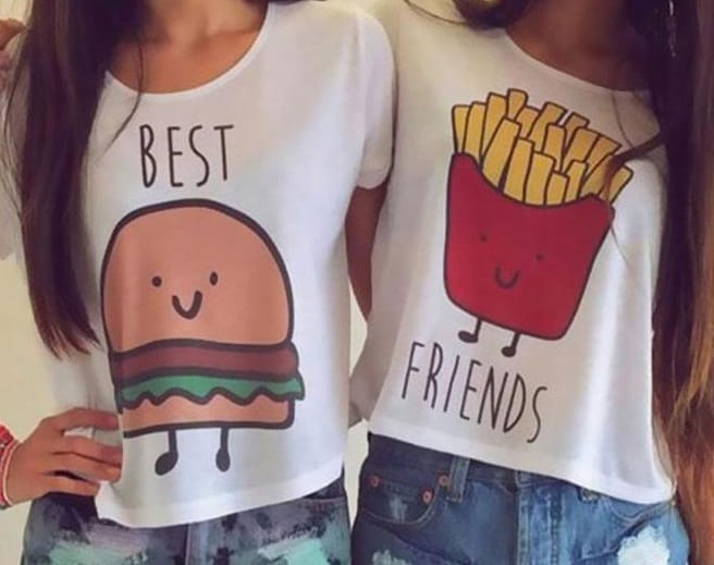 people are pairing t shirt to express themselves